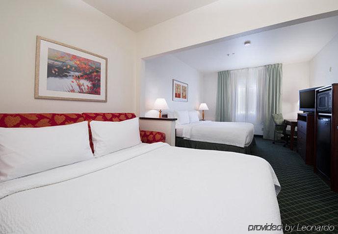 Fairfield Inn By Marriott Tracy Exterior photo