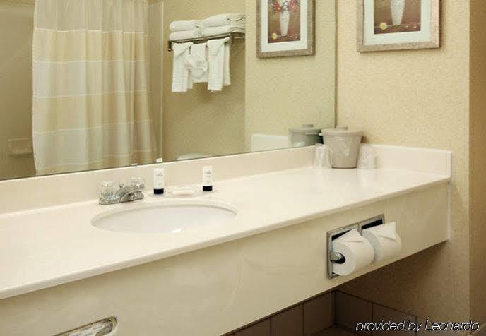 Fairfield Inn By Marriott Tracy Exterior photo